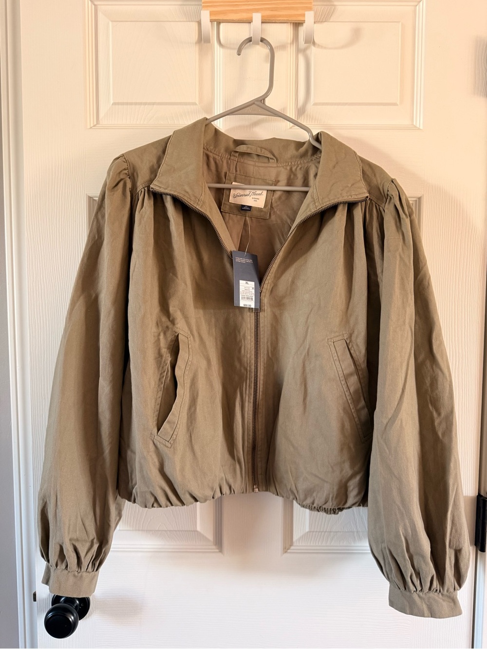Women's Cropped Femme Twill Bomber Jacket - Universal Thread
